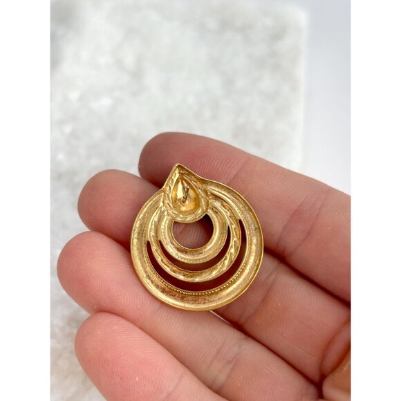 Vintage Gold Toned Rope Designed 80's Hoop Triple Layered Retro Earrings - Picture 6 of 7